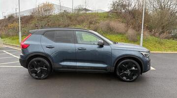 2025 Volvo Single Motor Extended Range 82kWh Plus Black Edition Auto 5-door (Blue) - Image: 4