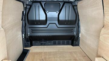 2025 Volkswagen 2.0 TDI 110 Commerce Plus Van (Grey) - Image: 28