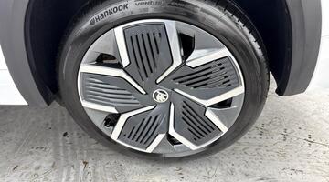 2025 Škoda TSI e-TEC MHEV SportLine DSG Euro 6 5-door (7 Seat) (White) - Image: 36