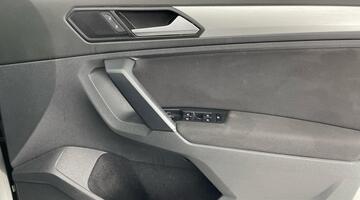 2018 Volkswagen 2.0 TDI SE Navigation DSG Euro 6 5-door (Grey) - Image: 19