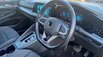 2020 Volkswagen ETSI MHEV Style DSG Euro 6 5-door (Yellow) - Image: 6