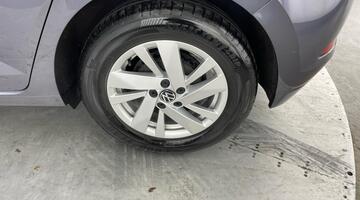 2022 Volkswagen 1.0 TSI Life Euro 6 5-door (Grey) - Image: 31