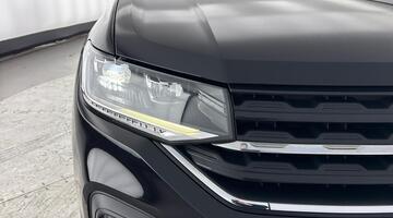 2022 Volkswagen 1.0 TSI Black Edition Euro 6 5-door (Black) - Image: 33