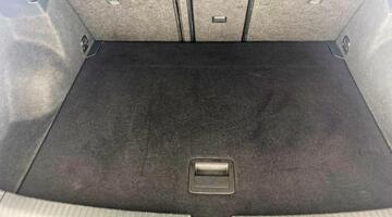 2019 Volkswagen 2.0 TDI R-Line Euro 6 5-door (Black) - Image: 29