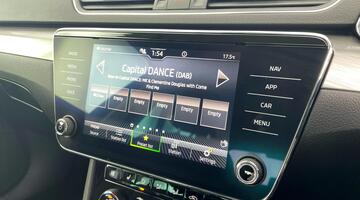 2023 Škoda 2.0 TDI SE L DSG Euro 6 5-door (Blue) - Image: 16