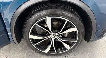 2023 Volkswagen TSI R-Line DSG Euro 6 5-door (Blue) - Image: 5