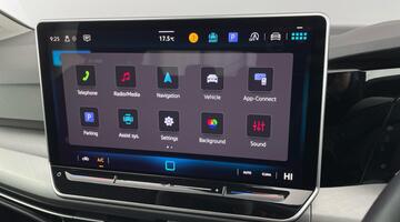 2024 Volkswagen TSI Match Euro 6 5-door (Blue) - Image: 18