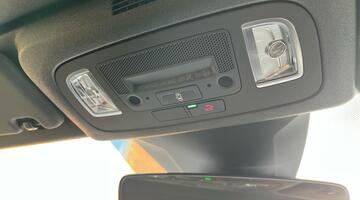 2025 Volkswagen TSI R-Line DSG 2WD Euro 6 2-door (Black) - Image: 49