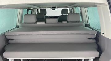 2022 Volkswagen Beach Camper SWB 150 PS 2.0 TDI 7sp DSG (Grey) - Image: 31