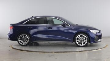 2025 Audi TFSI 35 S line S Tronic Euro 6 4-door (Blue) - Image: 4