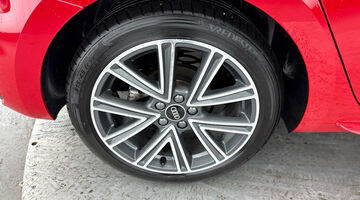 2025 Audi 1.0 TFSI 30 S line Sportback S Tronic Euro 6 5-door (Red) - Image: 28