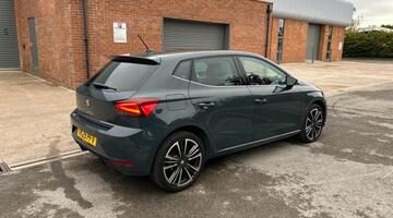 2025 SEAT 1.0 TSI XCELLENCE Lux DSG Euro 6 5-door (Blue) - Image: 10