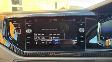 2023 Volkswagen 1.0 TSI Life Euro 6 5-door (Red) - Image: 50