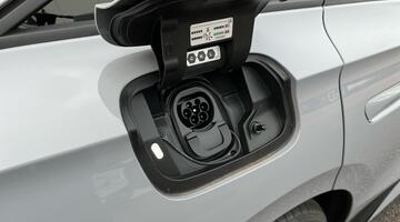 2025 Volkswagen Pro 77kWh Match Plus Fastback Auto 5-door (Grey) - Image: 37