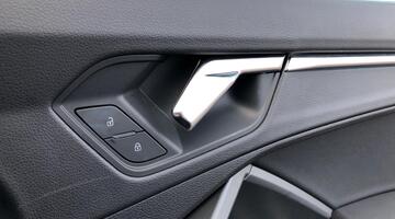 2022 Audi TFSI CoD 35 Black Edition S Tronic Euro 6 5-door (Blue) - Image: 24