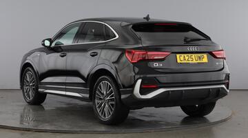 2025 Audi TFSI CoD 35 S line Sportback S Tronic Euro 6 5-door (Black) - Image: 3