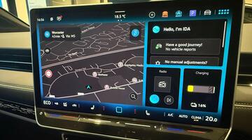 2025 Volkswagen Pro 77kWh Match Plus Tourer Auto 5-door (Grey) - Image: 24