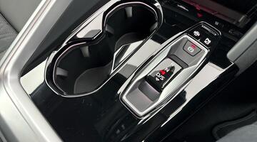 2025 Audi 2.0 TDI Edition 1 S Tronic quattro Euro 6 5-door (Red) - Image: 12