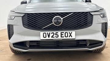 2025 Volvo 2.0 T8 18.8kWh Ultra Dark Auto 4WD Euro 6 5-door (Grey) - Image: 24