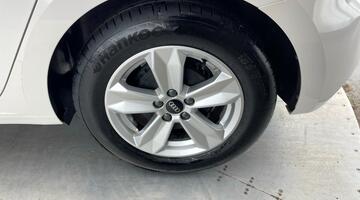 2022 Audi 1.0 TFSI 25 Technik Sportback Euro 6 5-door (White) - Image: 30