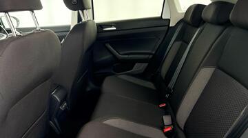 2025 Volkswagen 1.0 TSI Match DSG Euro 6 5-door (White) - Image: 28