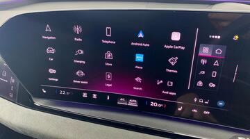 2025 Audi 100kWh Edition 1 Auto quattro 5-door (White) - Image: 18