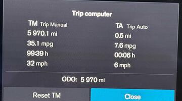 2025 Volvo 2.0 B4 MHEV Plus DCT Auto Euro 6 5-door (Blue) - Image: 12