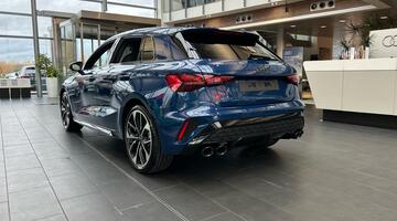 2026 Audi 2.0 TFSI Black Edition Sportback S Tronic quattro Euro 6 5-door (Blue) - Image: 3