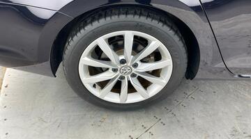 2016 Volkswagen TSI BlueMotion Tech GT Euro 6 5-door (Black) - Image: 27