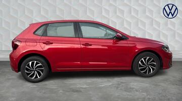 2023 Volkswagen 1.0 TSI Life Euro 6 5-door (Red) - Image: 4