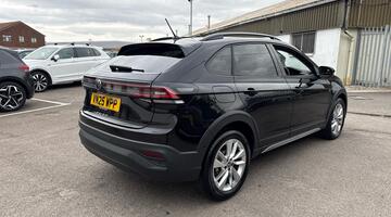 2025 Volkswagen 1.0 TSI Match DSG Euro 6 5-door (Black) - Image: 12