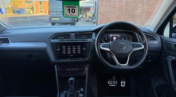 2022 Volkswagen TSI Active DSG Euro 6 5-door (Blue) - Image: 8