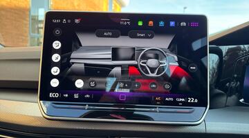 2025 Volkswagen TSI eHybrid 19.7kWh Style DSG Euro 6 5-door (Black) - Image: 34