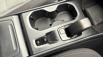 2023 Volvo 2.0 B3 MHEV Core DCT Auto Euro 6 5-door (Blue) - Image: 28