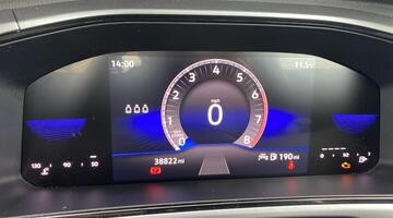 2023 Volkswagen TSI Life Euro 6 5-door (Red) - Image: 23