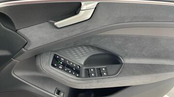 2025 Audi 2.0 TDI Edition 1 S Tronic quattro Euro 6 4-door (Red) - Image: 23