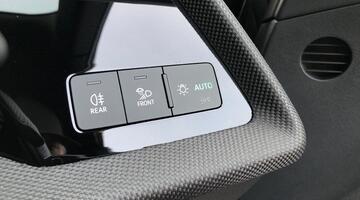 2025 Audi TFSI 35 Black Edition S Tronic Euro 6 4-door (Black) - Image: 25