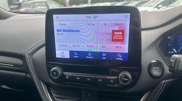 2022 Ford 1.0T EcoBoost MHEV ST-Line Vignale DCT Euro 6 5-door (Black) - Image: 34