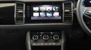 2024 Škoda 2.0 TDI Laurin & Klement DSG 4WD Euro 6 5-door (7 Seat) (Blue) - Image: 12