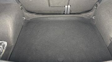 2020 Volkswagen TSI Life DSG Euro 6 5-door (White) - Image: 29