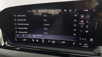 2025 Audi 2.0 e-hybrid5.9kWh Edition 1 S Tronic quattro Euro 6 5-door (Green) - Image: 14