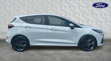 2022 Ford EcoBoost ST-3 Euro 6 5-door (White) - Image: 4