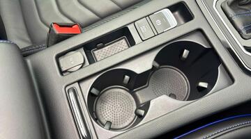 2025 Volkswagen 2.0 TSI R Fastback DSG 4Motion Euro 6 5-door (White) - Image: 14