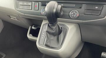 2024 Volkswagen 2.0 TDI T30 Highline Kombi DSG FWD SWB Euro 6 5-door (White) - Image: 17