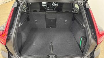 2025 Volvo 2.0 B4 MHEV Plus DCT Auto Euro 6 5-door (Black) - Image: 14