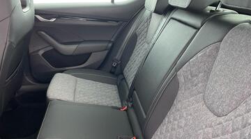 2025 Škoda TSI ACT SportLine Euro 6 5-door (Silver) - Image: 33