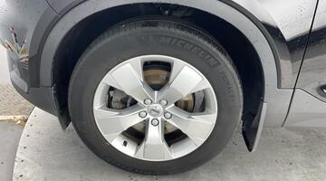 2020 Volvo 2.0 T4 Momentum Pro Auto Euro 6 5-door (Black) - Image: 42