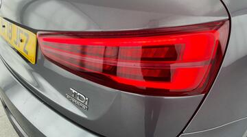 2018 Audi 2.0 TDI Black Edition S Tronic quattro Euro 6 5-door (Grey) - Image: 33