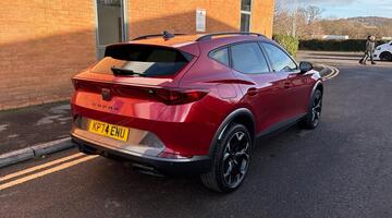2024 CUPRA TSI V2 DSG Euro 6 5-door (Red) - Image: 13