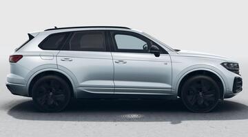 2025 Volkswagen 3.0 TDI V6 Black Edition Tiptronic 4Motion Euro 6 5-door (Silver) - Image: 2